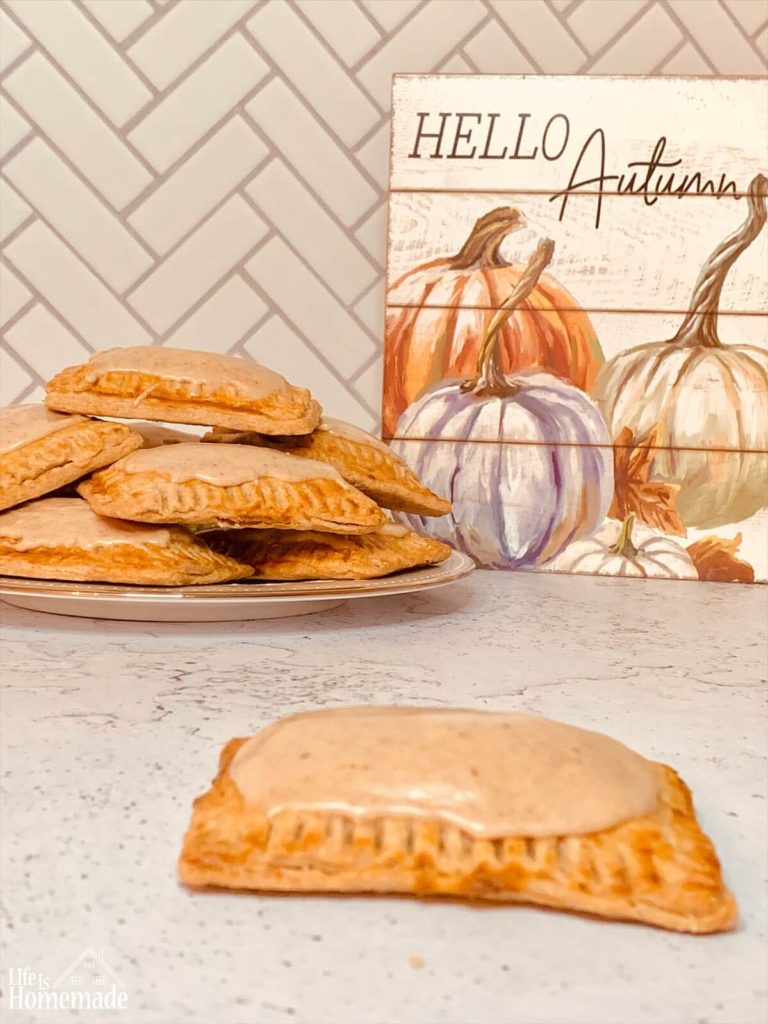 Spiced pumpkin, pumpkin pop tarts, fall recipes, spiced, pumpkin, from scratch, homemade